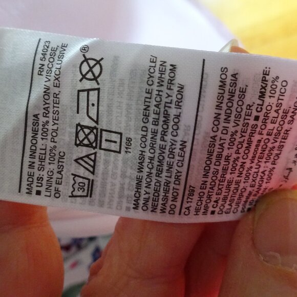 Old Navy Summer Dress - Picture 4 of 4